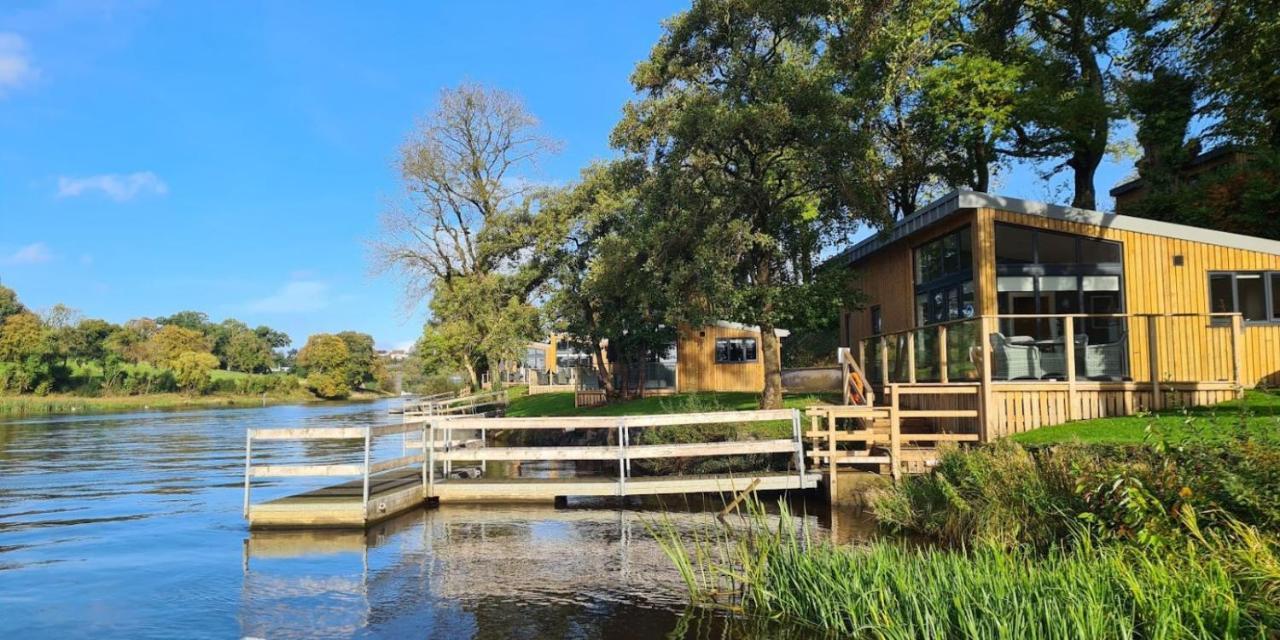 Killyhevlin Lakeside Hotel & Lodges Enniskillen Exterior foto