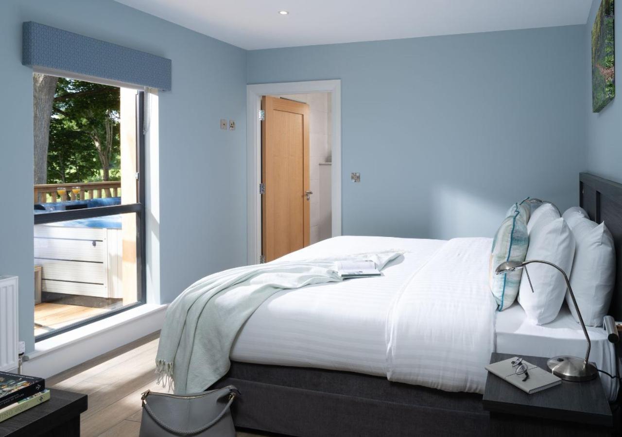 Killyhevlin Lakeside Hotel & Lodges Enniskillen Exterior foto