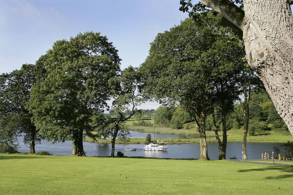 Killyhevlin Lakeside Hotel & Lodges Enniskillen Exterior foto